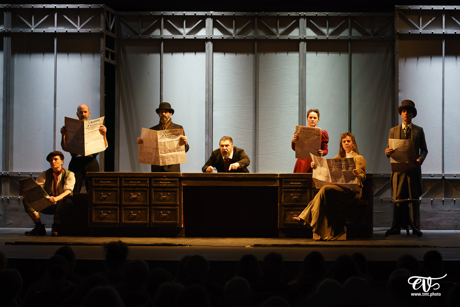 LES TÉMÉRAIRES (LE GRENIER DE BABOUCHKA)